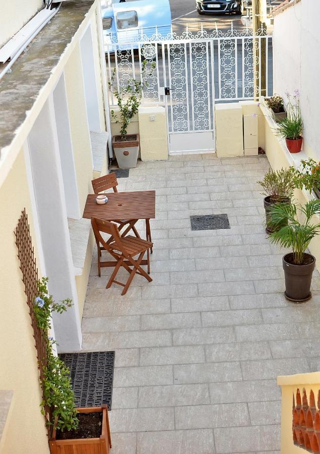 Mistral Appartements Port-Saint-Louis-du-Rhône Zewnętrze zdjęcie