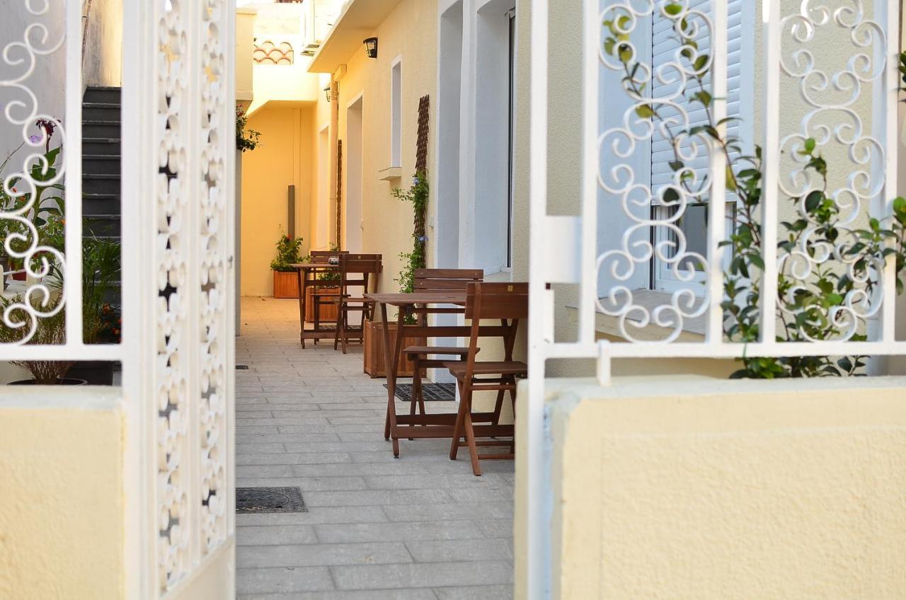 Mistral Appartements Port-Saint-Louis-du-Rhône Zewnętrze zdjęcie