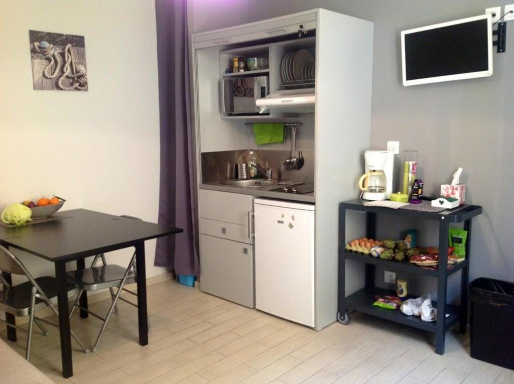 Mistral Appartements Port-Saint-Louis-du-Rhône Zewnętrze zdjęcie