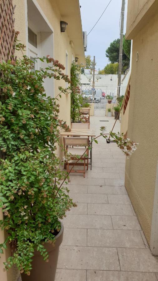 Mistral Appartements Port-Saint-Louis-du-Rhône Zewnętrze zdjęcie
