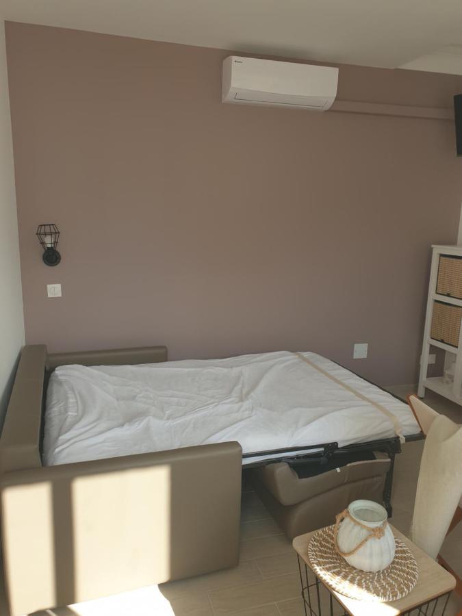 Mistral Appartements Port-Saint-Louis-du-Rhône Zewnętrze zdjęcie